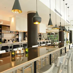 Indigo Berlin-alexanderplatz, An Ihg Berlijn
